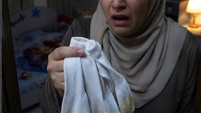 كان ابني البالغ من العمر ست سنوات يبكي كلما خلع جوربه
